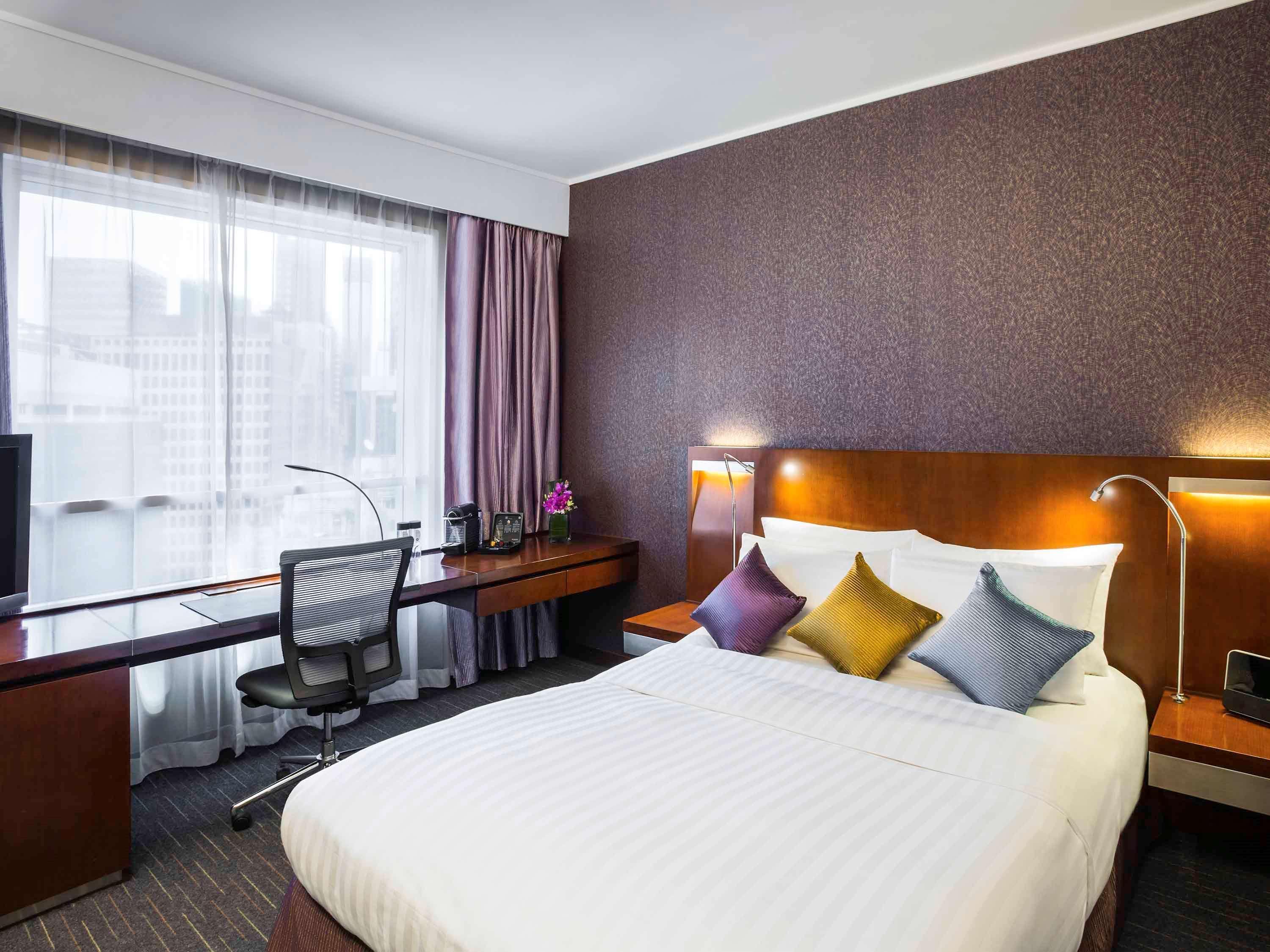 Khách sạn Novotel Century 4*
