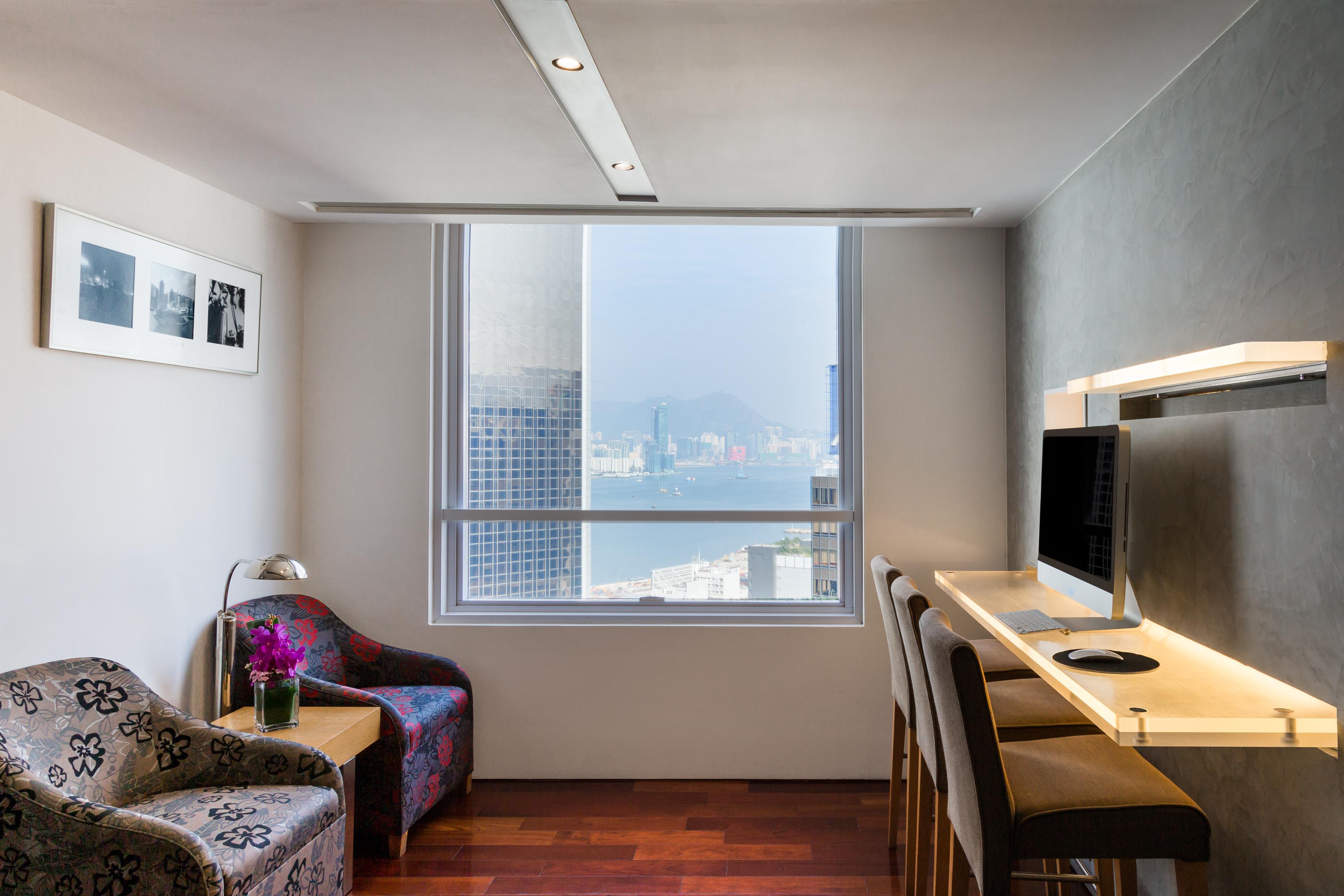 Novotel Century Khách sạn 4*