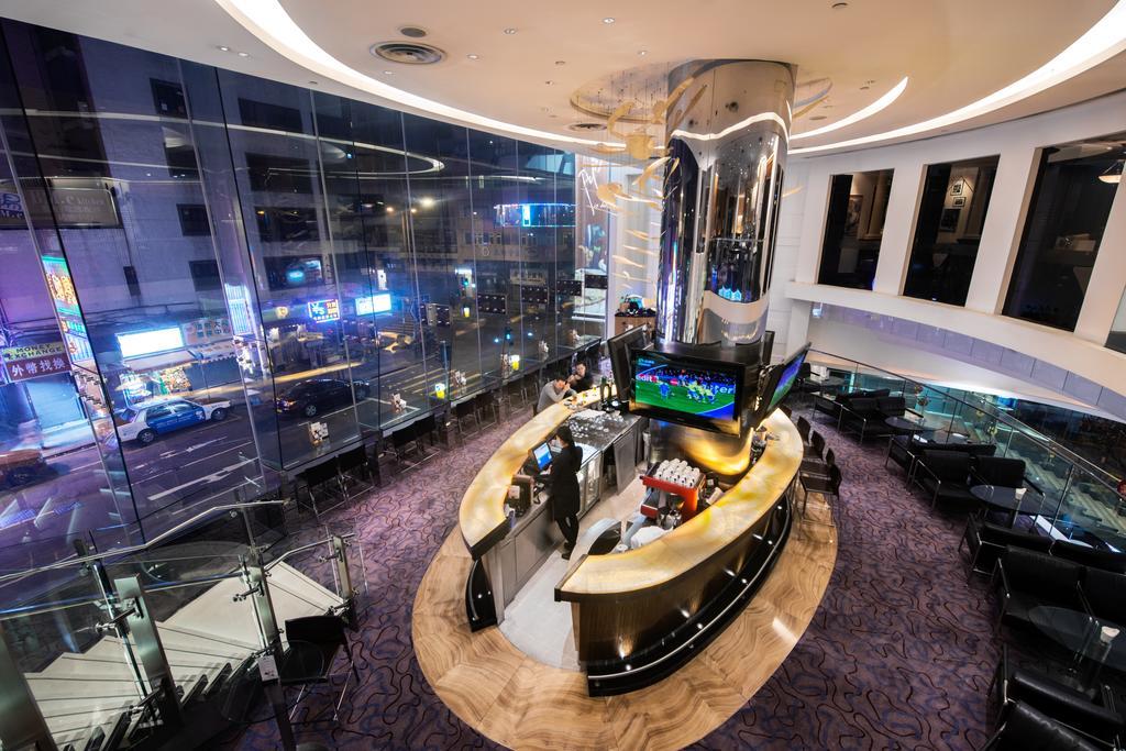 Novotel Century Khách sạn 4*